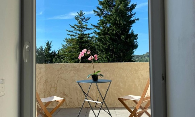 Montjustin Apartamento | Paradise Love In Provence - Loft Étoilé - Spa Privatif