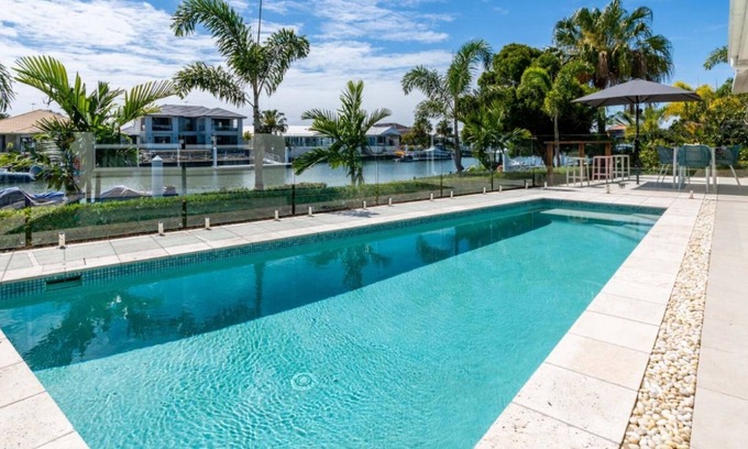 Banksia Beach Casa | PARADISE ON THE PROMONTORY