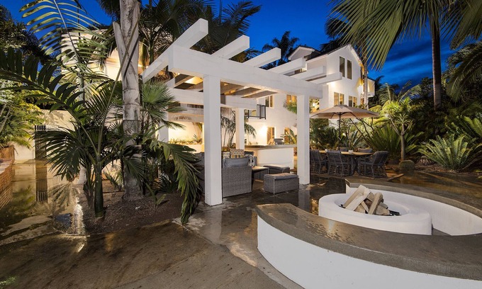 Vista Casa | ¡Nuevo listado! Gran casa de lujo para grupos, bodas, reuniones y fiestas.