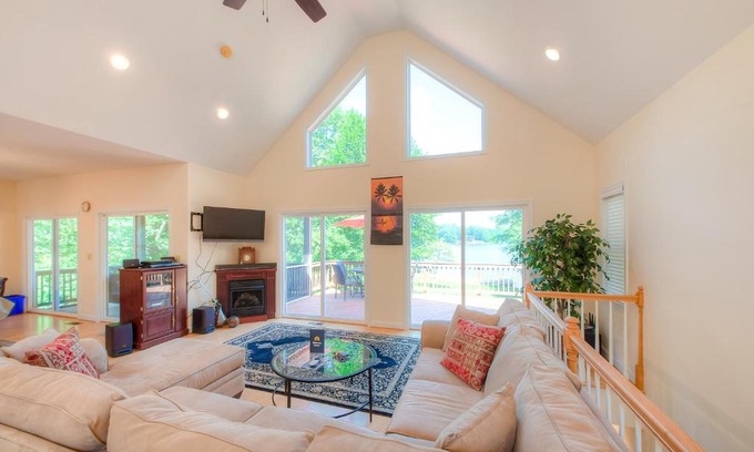 Bumpass Casa | Paradise Pointe