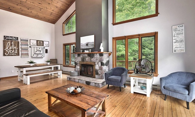 Minden Hills Chalet De Esquí | Paradise Retreat * Wilderness * Sauna * Hot Tub *