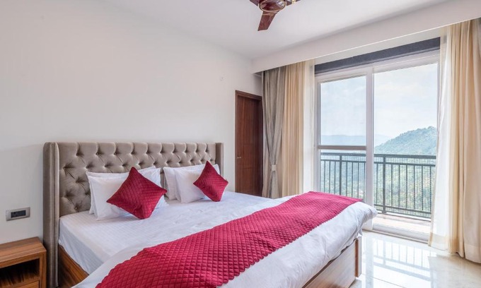 Shimla Apartamento | Paradise Retreat Mountain view 2bhk by Roamhome