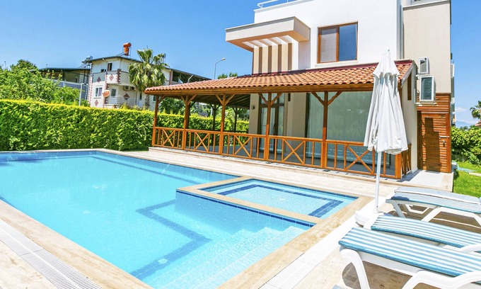 Kadriye Villa | Paradise Town Villa Beliza