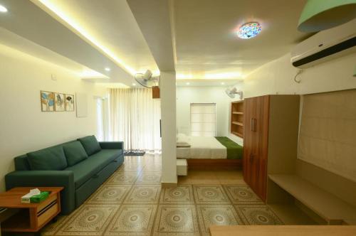 Chavakkad Casa | Paradise-Vadanappally Beach Villa for 4-5 adults