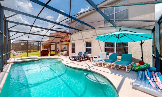 Loughman Casa | Paradise Villa