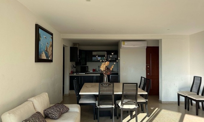 Alta Costa Azul Apartamento | Paraíso con Vista Panorámica en Costa Azul Acapulco