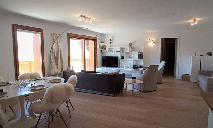Vallandry Apartamento | Paradiski beautiful renovated apartment plan peisey