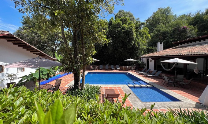 Valle de Bravo Cabina | Paragliders paradise cozy lofts. Mint design, amenities and unmatched location.