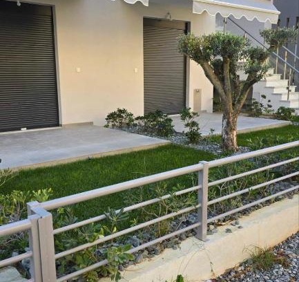 Ofrinion Apartamento | Paralia Ofriniou Oasis Apartment with Swimming Pool Access and Starlink WIFI