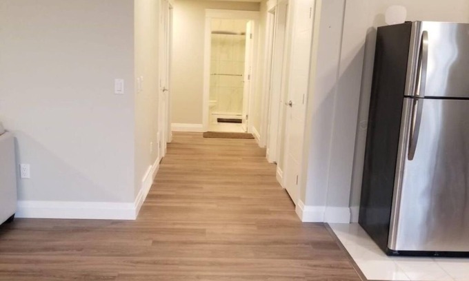 Chestermere Casa | Paramjit basement suit