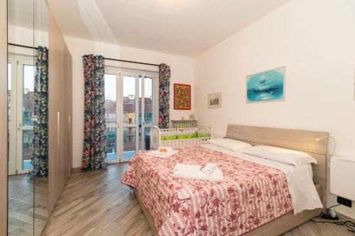 Turin Apartamento | Parco Paradiso & MM Marche Family Apartment