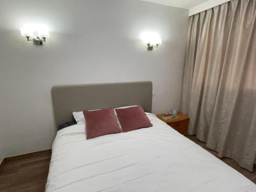 La Villette Casa | Paris chambre luxe -opéra 15mins-chambre avec salle de bain commune