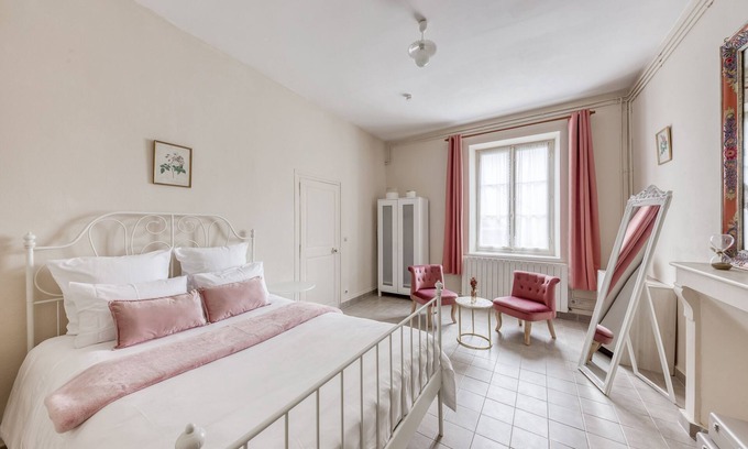 La Queue-les-Yvelines Apartamento | Paris in the country