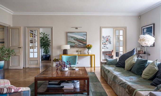 6th Arrondissement Apartamento | Parisian Elegance: 4BR, 4.5BATH Chic Apartment