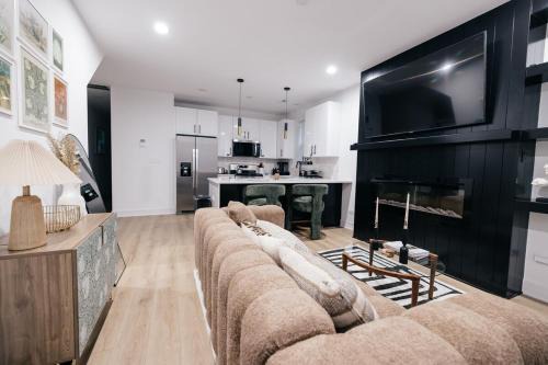 Woodlawn Apartamento | Parisian Retreat 6min to Main Quandrangle U of C
