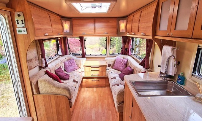 New Forest District Casa | Park Farm Touring Caravan, Minstead, New Forest