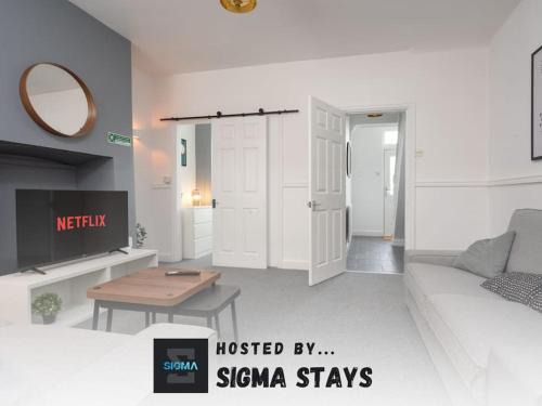 Crewe Casa | Park House - By Sigma Stays
