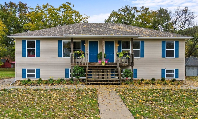Richmond Apartamento | Park Place #3 - Stylish Apartment Located Across From A Park