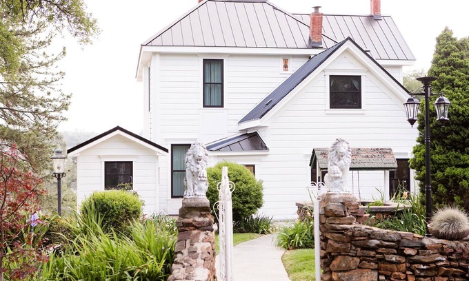 Auburn Casa | Park Victorian Private Event