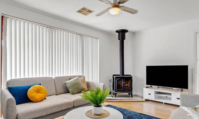 Aldinga Beach Casa | Park View - Pool - Pet Friendly - 4BRM - 2BTH