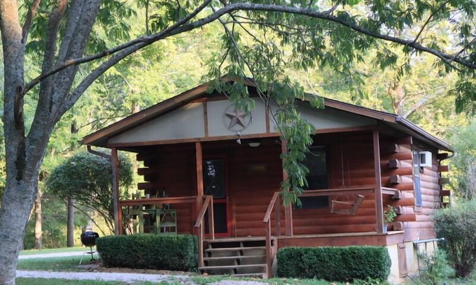 Eureka Springs Cabina | Dogwood - Parkers Hideaway en el río