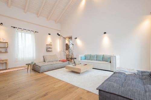 Pavia Apartamento | Parking & Free Wifi - La Dimora degli Artisti