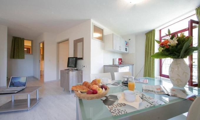Allevard Apartamento | 300m del centro estación, parking, tv, local para esquís, 18-23m², Le Collet d'Allevard