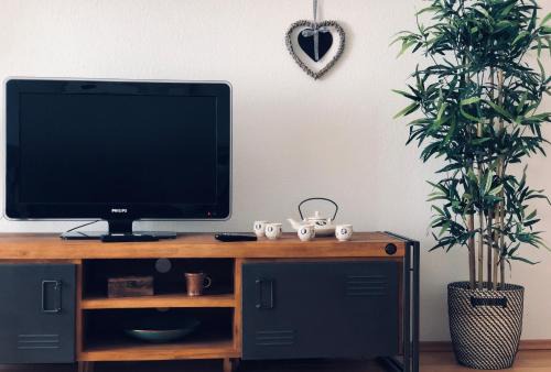 Wiesbaden Apartamento | Parkplatz und Balkon - Burberg`s Heimathafen in Wiesbaden