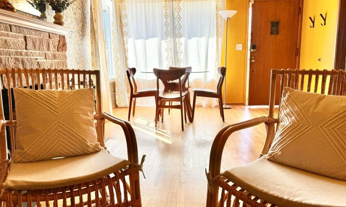 Fremont Casa | ✨ Parkside Suite Vintage Charm + Modern Comfort ✨