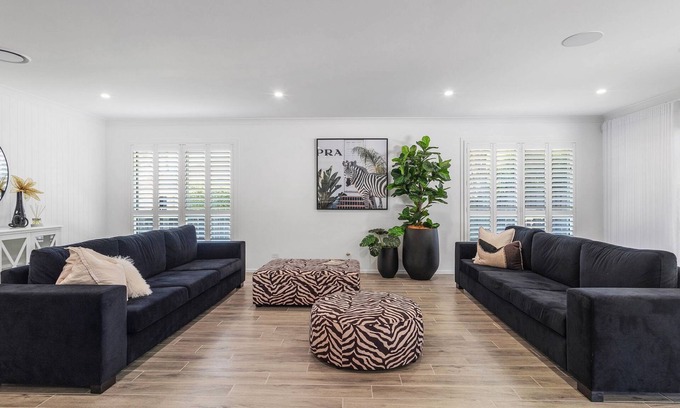 Moss Vale Casa | Parkview for 8, Moss Vale, Southern Highlands