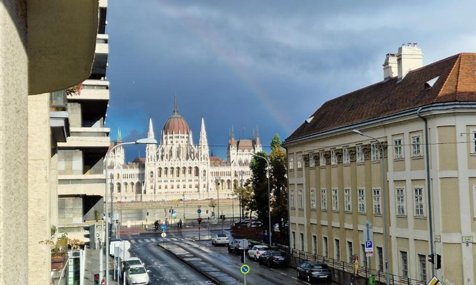 Vizivaros Apartamento | Parliament View Apartment