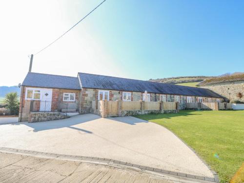 Newport Casa | Parlour Cottage