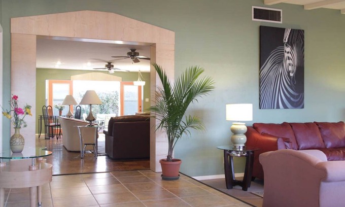 Montgomery Park Casa | Globo Fiesta-Oct. 4-10 ahora disponible, capacidad para 20/7 Bd / 6 baños / Lg. Bañera de hidromasaje $ 395