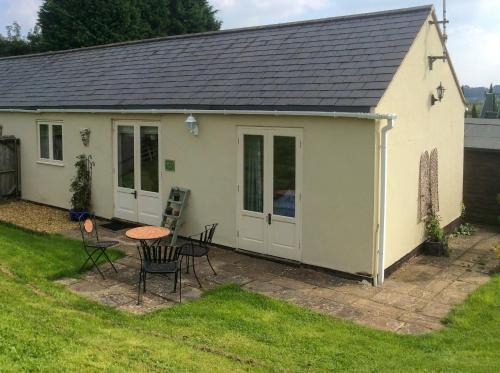Manton Casa | Parsnip Place - Uk32606