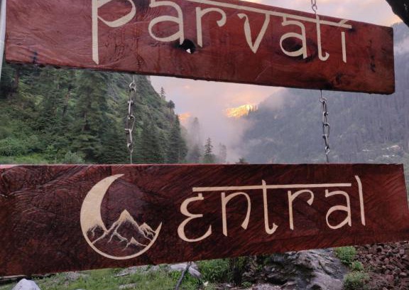Kullu Cabina | Parvati Central