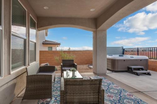 Sienna Hills Casa | Paseos 1121 Sleeps 15, Private Hot Tub, Near Sand Hollow, and Quail Lake