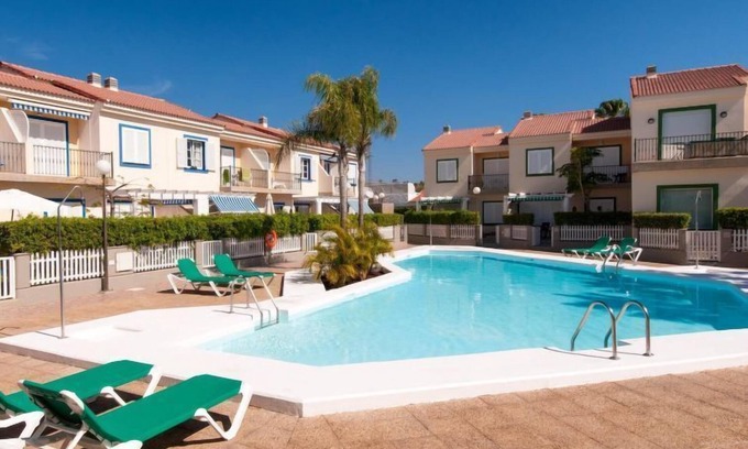 Pasito Blanco Casa | Pasito Blanco by Interhome