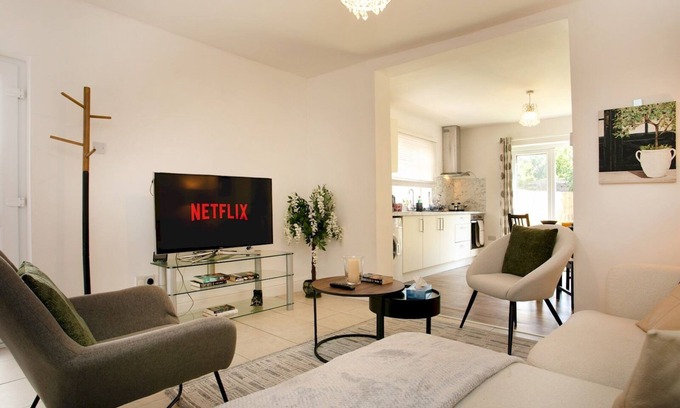 West Bridgford Apartamento | Pass the Keys | Bright & Cozy Home with Garden | Free Parking