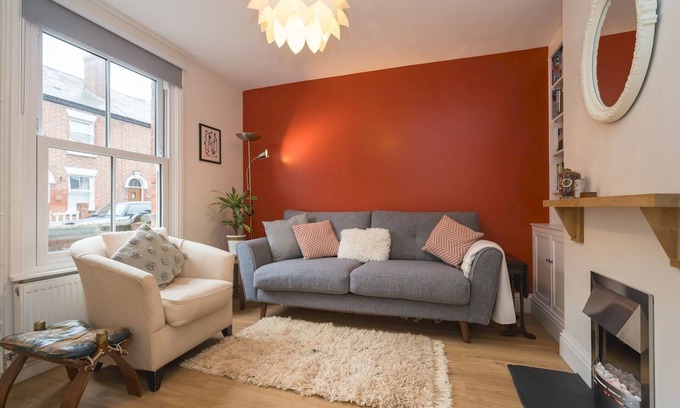 Shrewsbury Casa | Pass the Keys | Colourful, homely 2 bed terrace