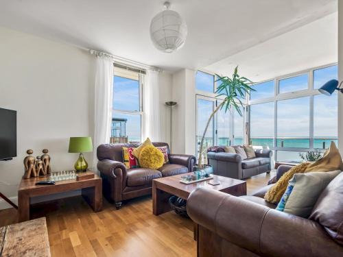 Herne Bay Apartamento | Pass the Keys Jarrahdale Beach House - Stunning Luxurious Holiday Pad by the sea