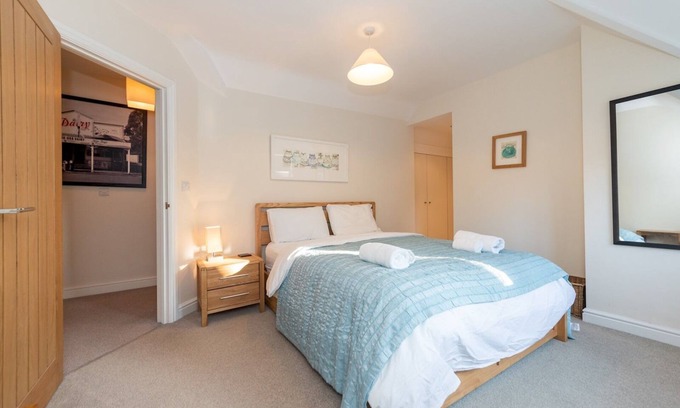 Reading Casa | Pass the Keys | Modern 3 Bedroom with Garden in Reading