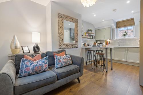 York Casa | Pass the Keys No. 3 - Lime Tree Cottage