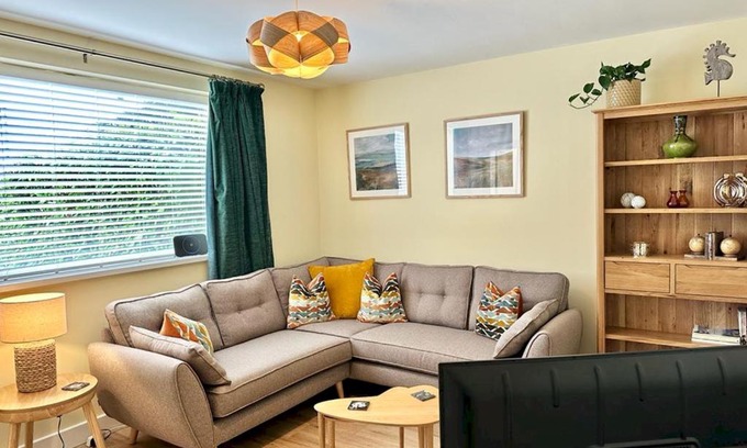 Pembroke Dock Casa | Pass the Keys Pembroke Dock Hidden Gem