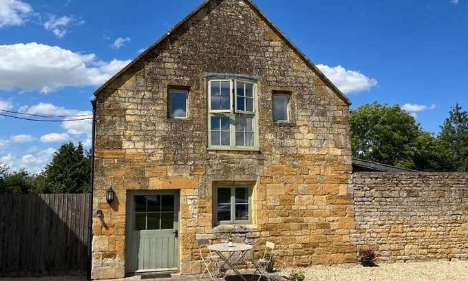 Bourton-on-the-Hill Casa | Pass the Keys Pheasant Cottage Stunning peaceful home parking