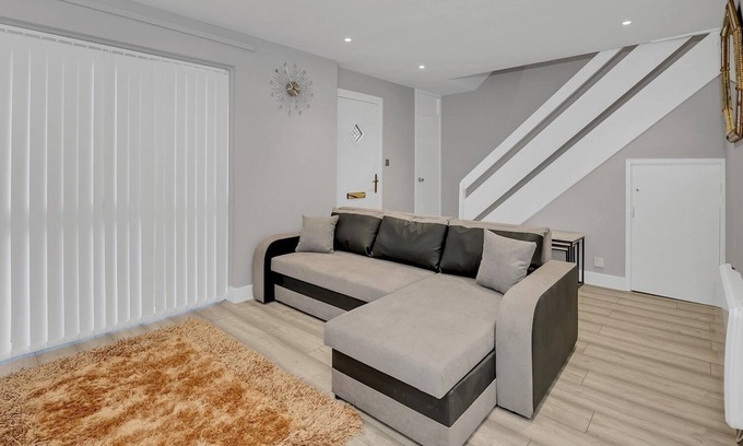 Brandon Casa | Pass the Keys | RAF Lakenheath Immaculate House