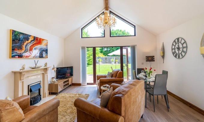 Upper Battlefield Casa | Pass the Keys | Sheeling Cottage