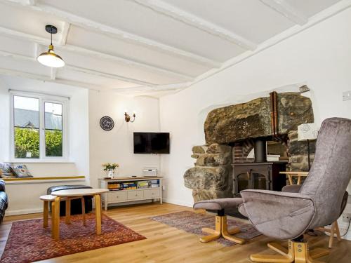 Talybont Casa | Pass the Keys South Lodge Coastal Cottage