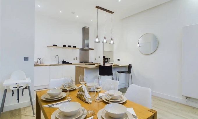 Weavers Apartamento | Pass the Keys | Stylish 4-Bed,3-Bath in Shoreditch