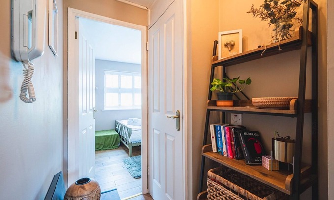 Victoria Apartamento | Pass the Keys | Stylish flat in East London