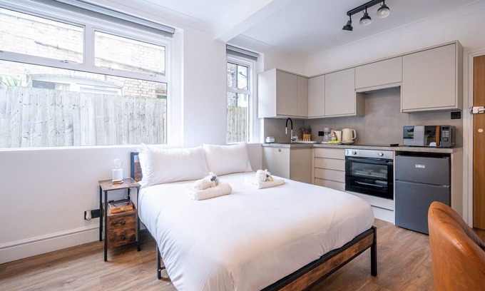 Waddon Apartamento | Pass the Keys | The Nest Studio - Stylish Central Croydon Retreat